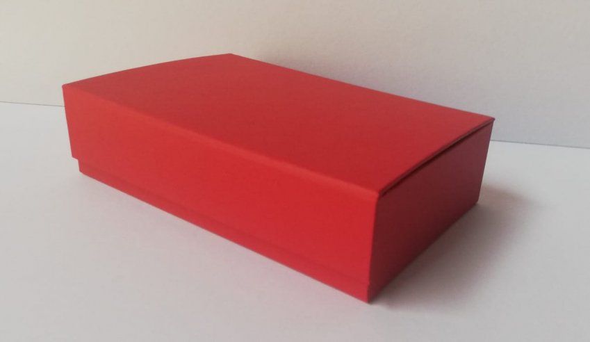 Caja estuche con imán