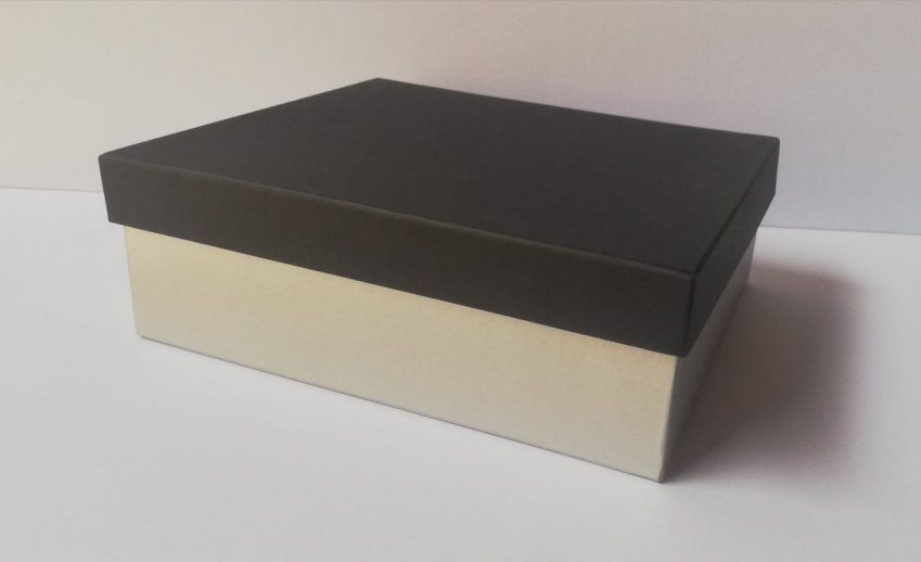 Caja con tapa